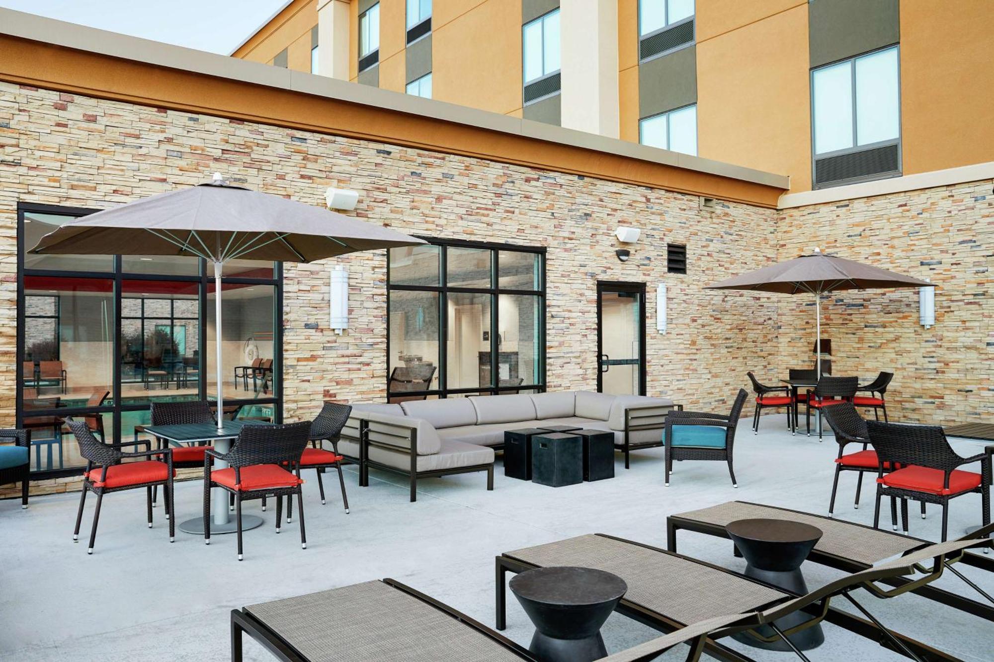 Hampton Inn & Suites Chicago/Waukegan Ngoại thất bức ảnh